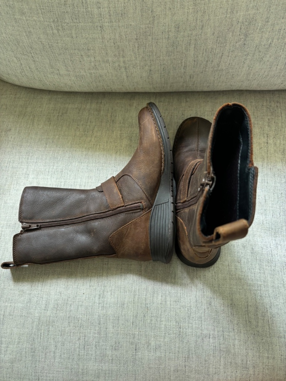 Merrell Boots, W Size 6, Brown, lighly used. - Picture 6 of 6
